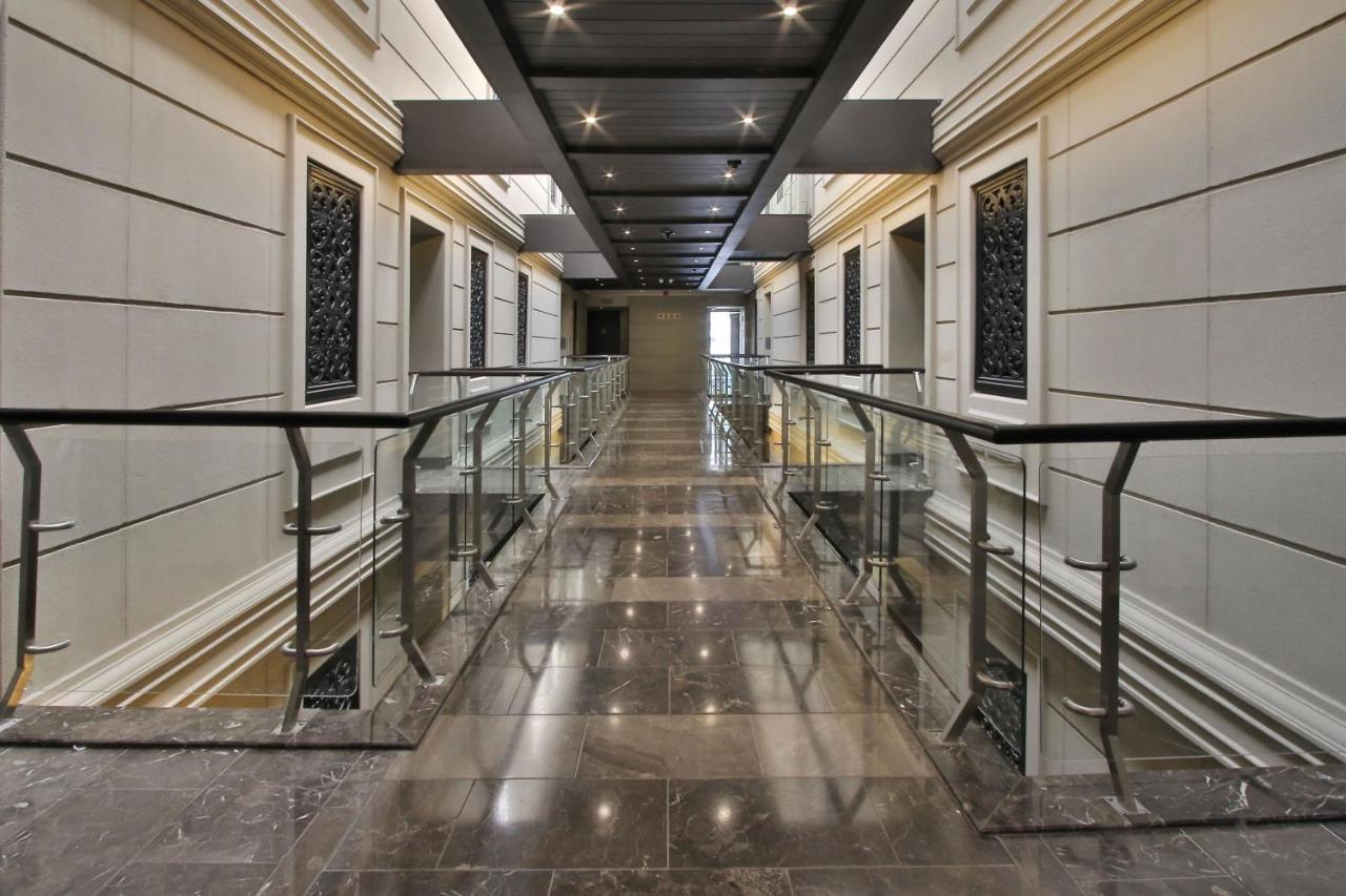 Cape Royale 1 Bedroom Luxury Apartments With Mountain View 开普敦 外观 照片